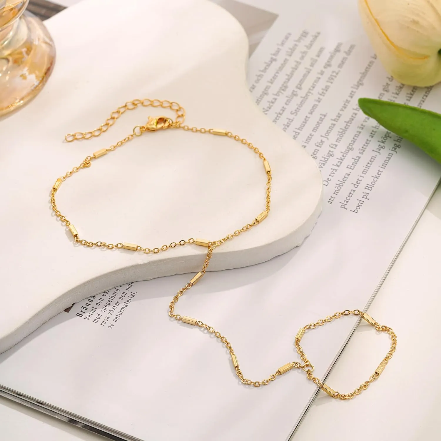 Gold Hand Chain Bracelets for Women, 14K Gold Plated Hand Chain Dainty Finger Ring Bracelet Gold Jewelry Gifts Trendy