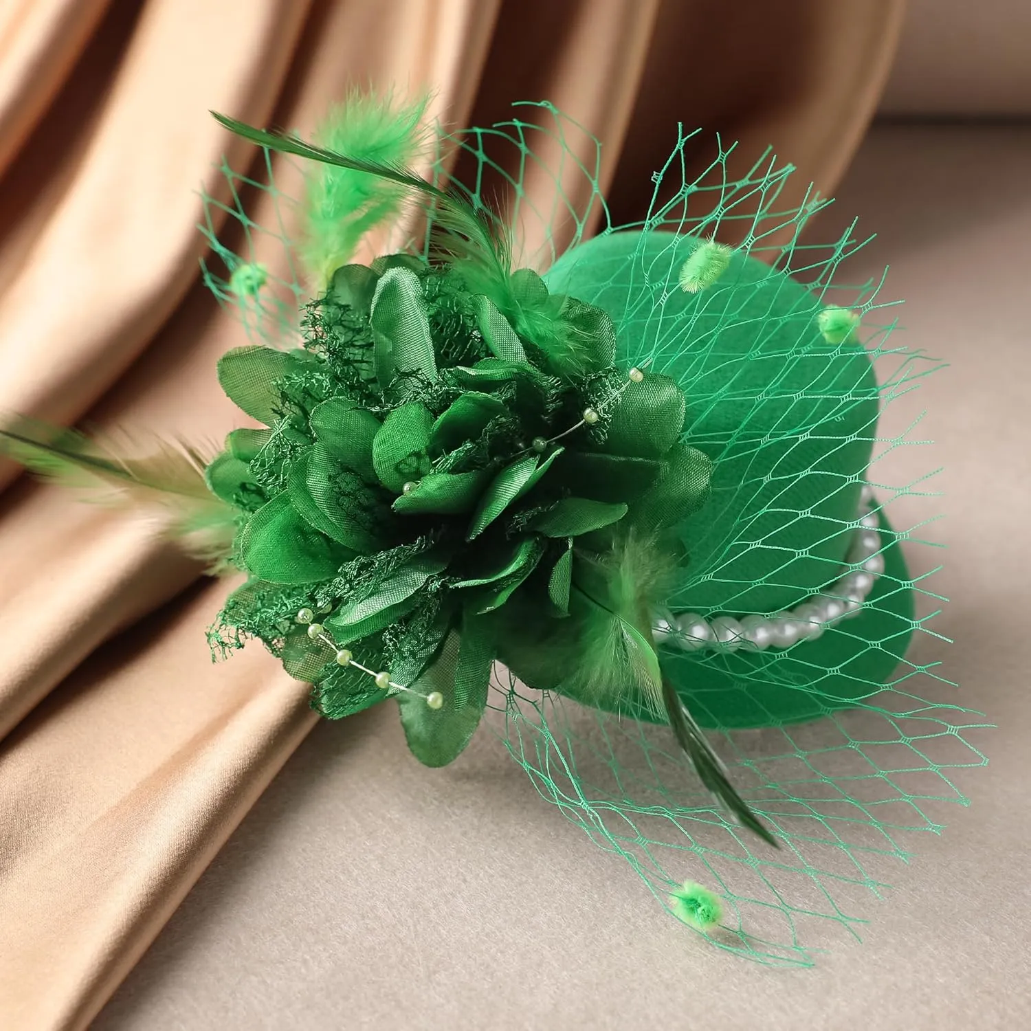 Mini Green Fascinators Hat - Elegant 2025 Kentucky Hats with Clip 1920s 50s Victoria Pillbox Tea Party Derby Cap with Flower and Veil for Women Ladies Girls Cocktail Costume Accessories
